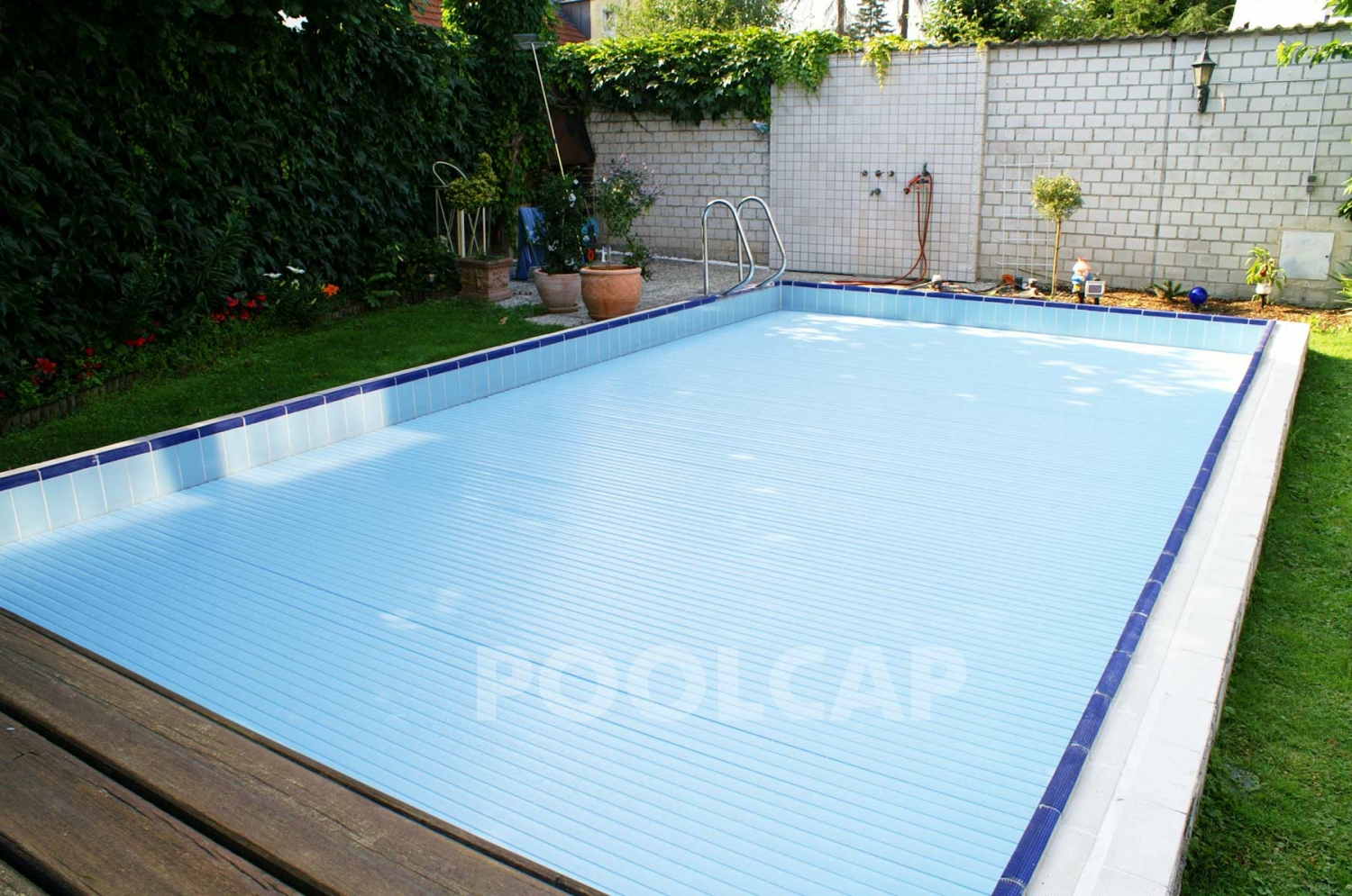 Abdeckung Pool mit Rollladen PVC
