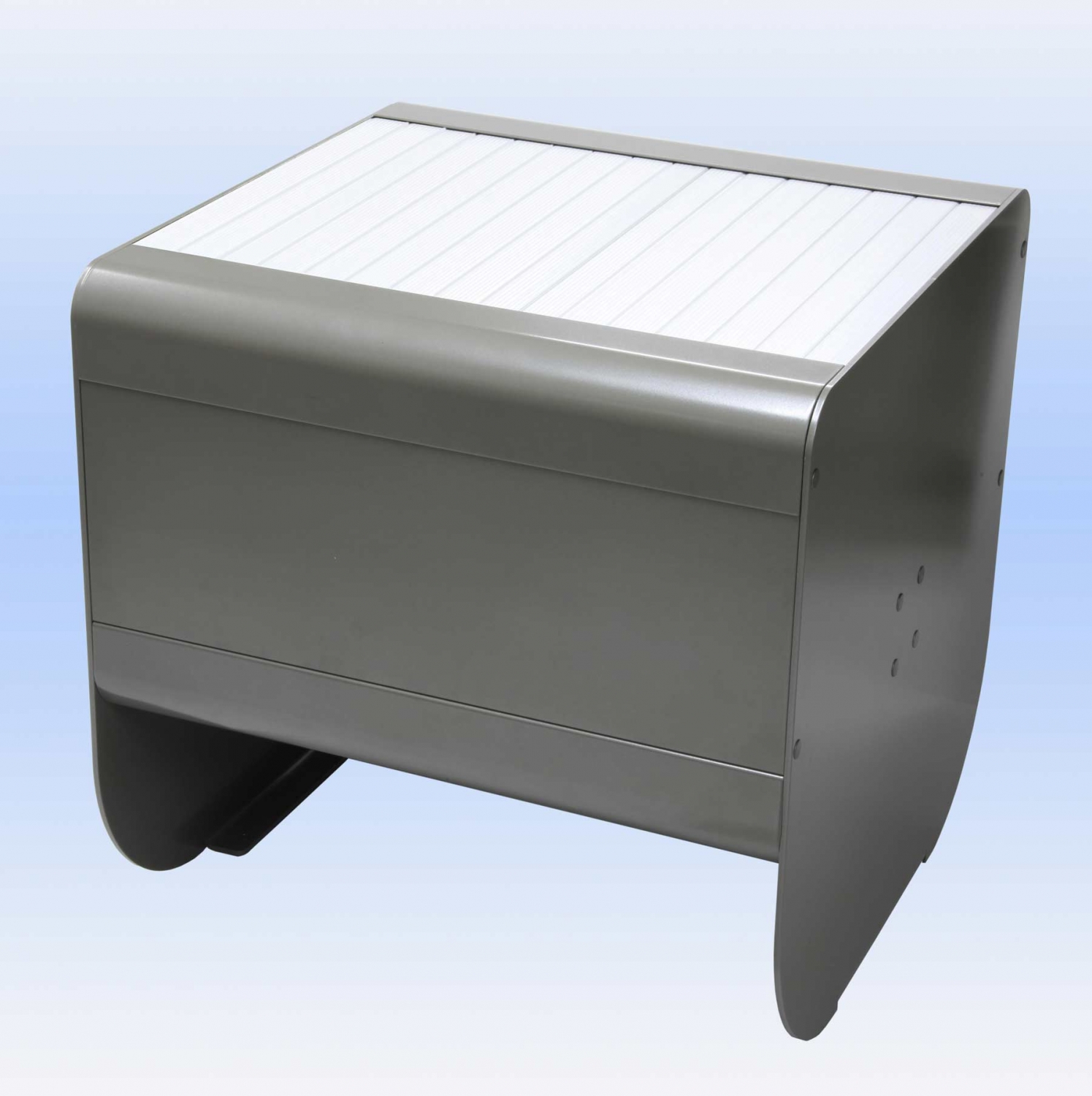 Oberflur mit Sitzbank