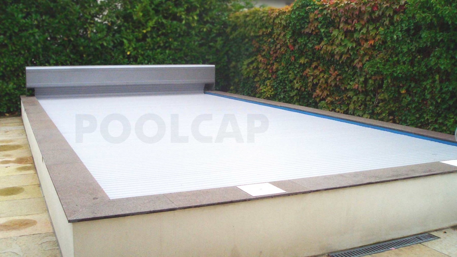 Poolabdeckung Oberflur Retro Top