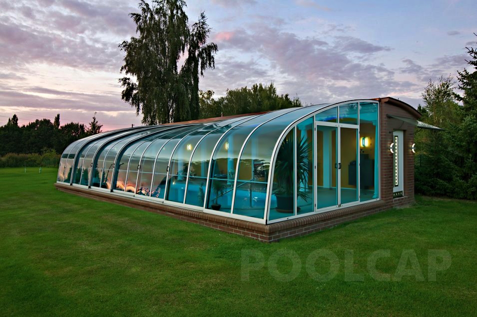 Poolueberdachung Aquacomet Creative Nacht4