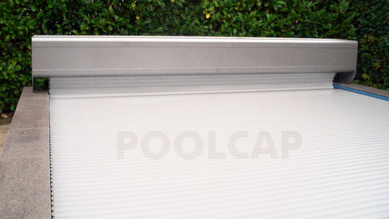 Schwimmbadabdeckung Oberflur Retro Top